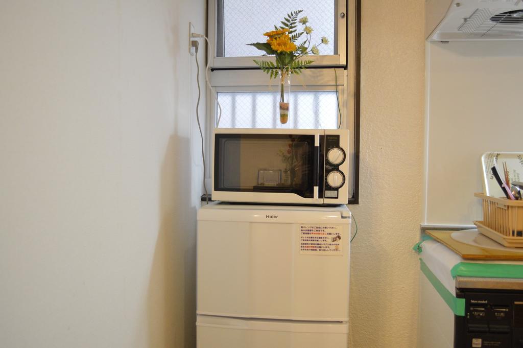 Guest House Fukutomi - Female Only Naha Buitenkant foto