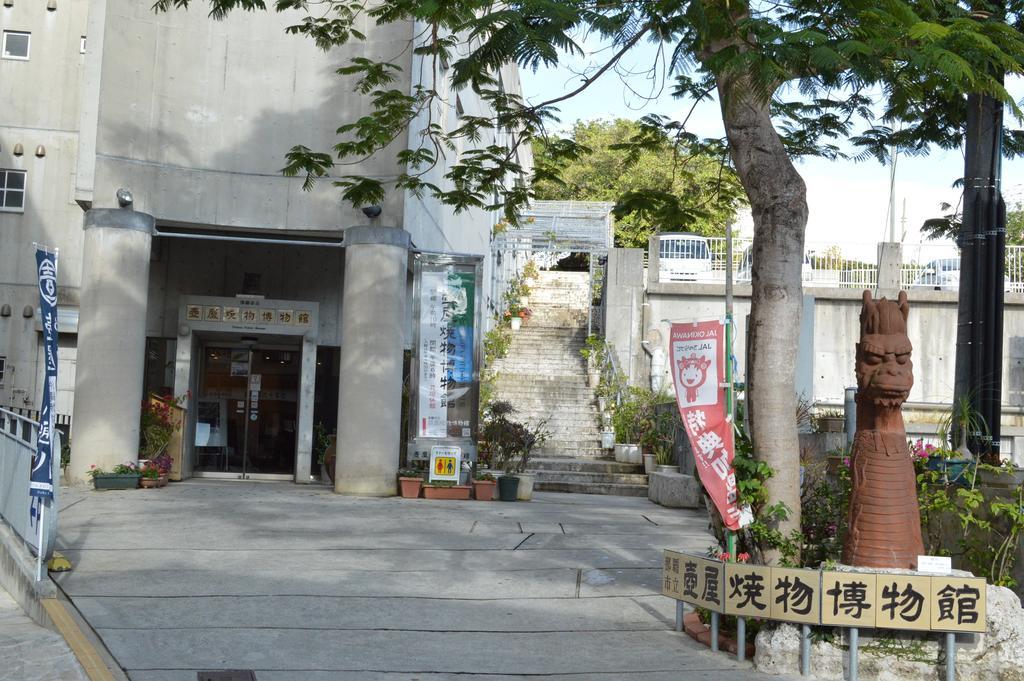 Guest House Fukutomi - Female Only Naha Buitenkant foto