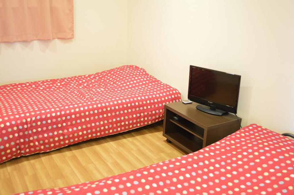 Guest House Fukutomi - Female Only Naha Kamer foto