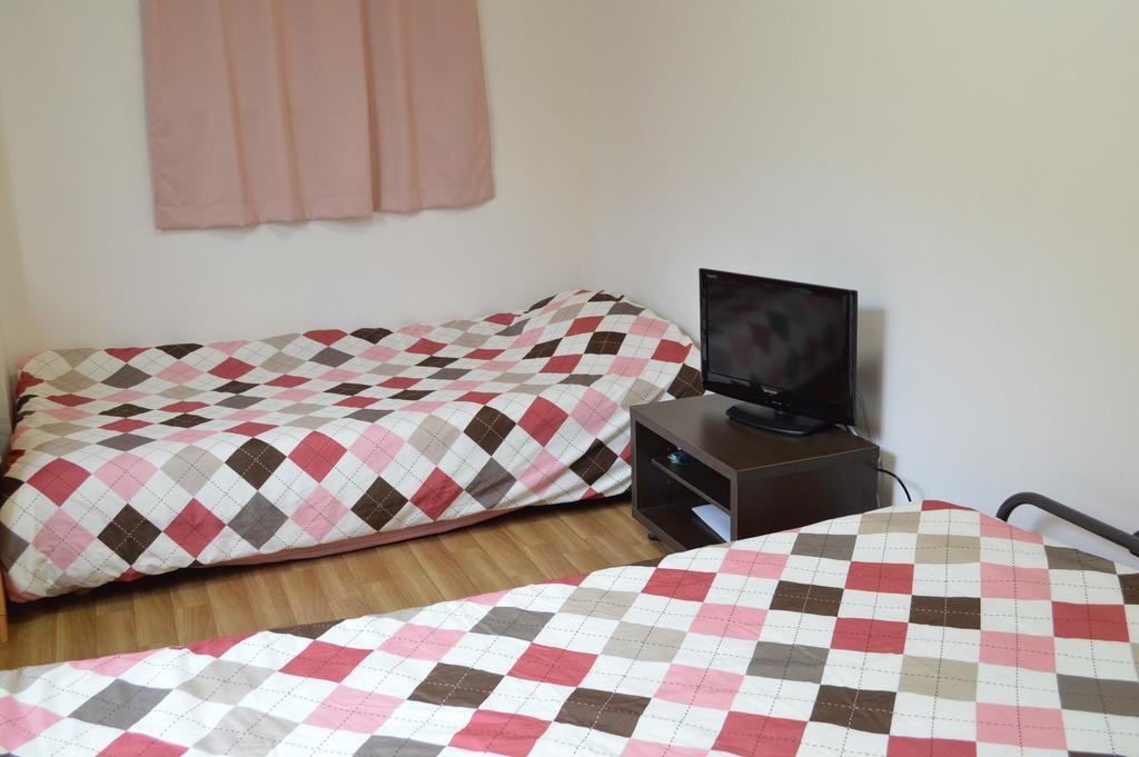 Guest House Fukutomi - Female Only Naha Kamer foto